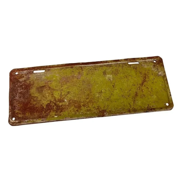 Ontario Licence Plate 1920 22878 Vintage Crest Canada Low Number - Picture 2 of 5